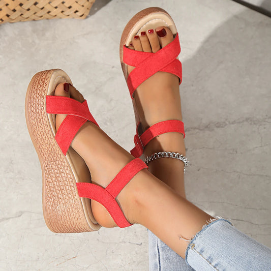 Round-Toe Wedge (Freida)